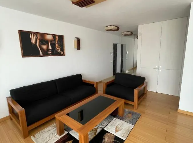 Sunny Two Apartment, Baneasa, Petrom City, Free Wi-fi And Underground Parking