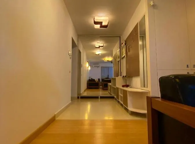 Sunny Two Apartment, Baneasa, Petrom City, Free Wi-fi And Underground Parking * Бухарест