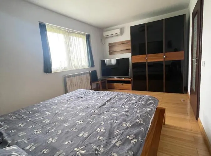 Sunny Two Apartment, Baneasa, Petrom City, Free Wi-fi And Underground Parking בוקרשט